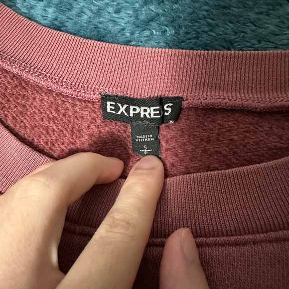 Express sweater - Picture 3 of 3